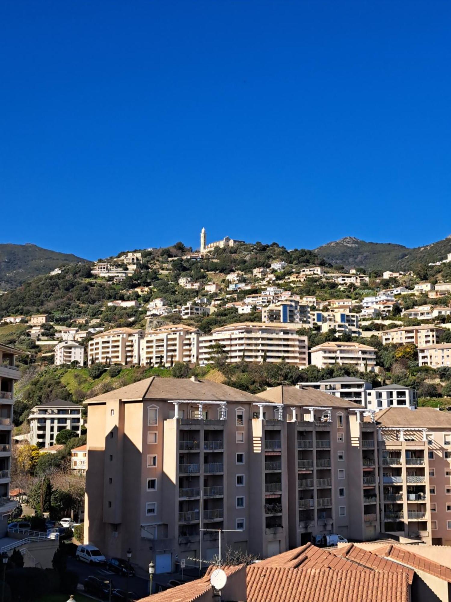 Grand T2 Proche Centre Ville, Vue Mer Et Montagne Bastia  Kültér fotó